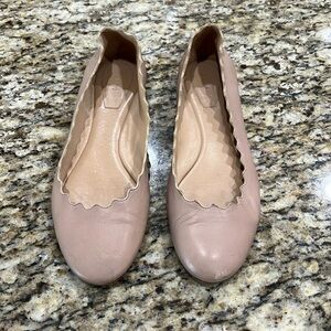 Chloe Lauren Scalloped Leather Ballet Flats in Pink Tea, Size EU 37.5